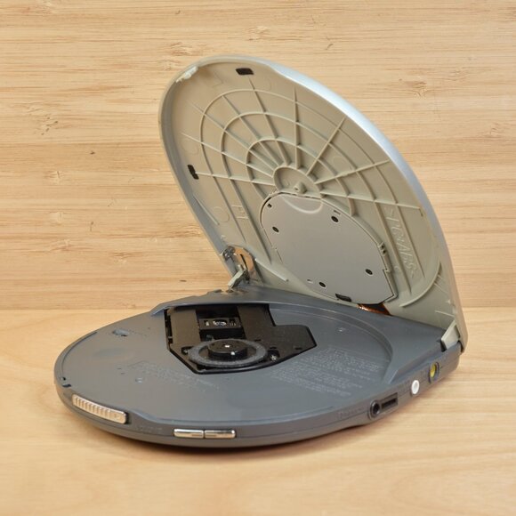 Vintage Sony D-EJ715 / Walkman Disc CD Player / Jog Proof G-Protection / Tested - Picture 7 of 7